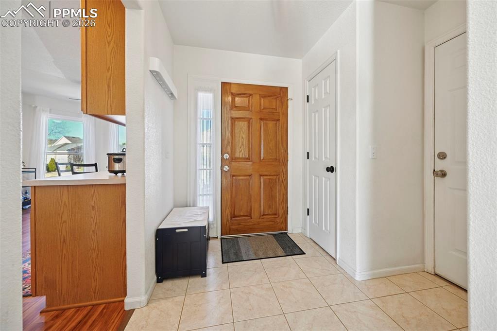 Image 2 of 29: Entry