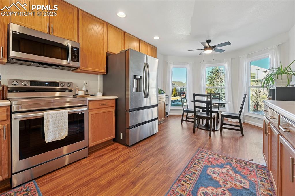 Image 5 of 29: Kitchen