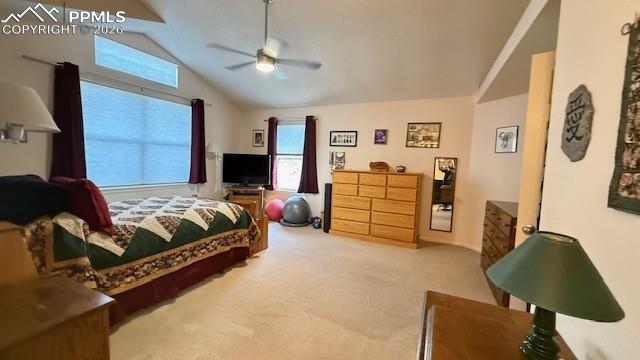 Image 19 of 30: Bedroom