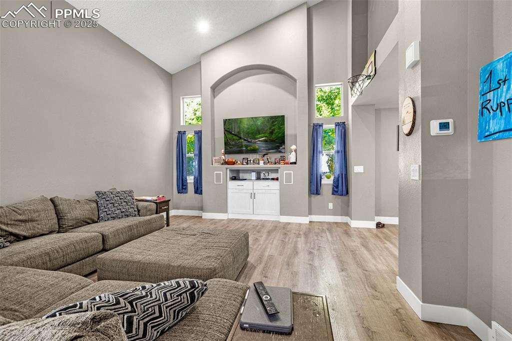 Image 9 of 36: Living Room