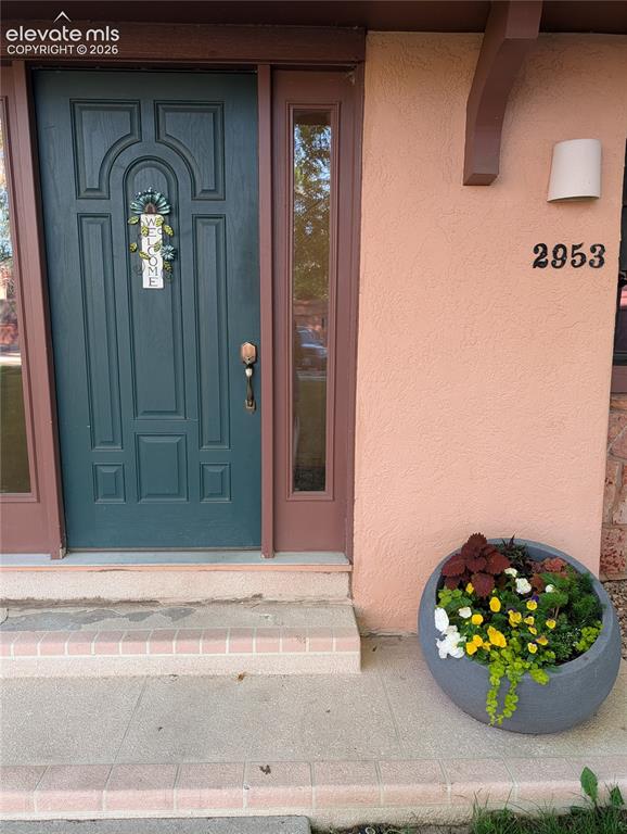 Image 1 of 25: Front entry