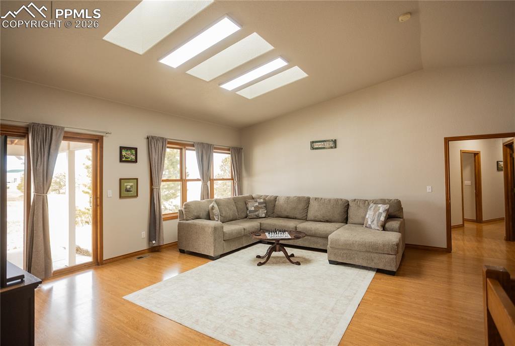 Image 3 of 41: Living Room