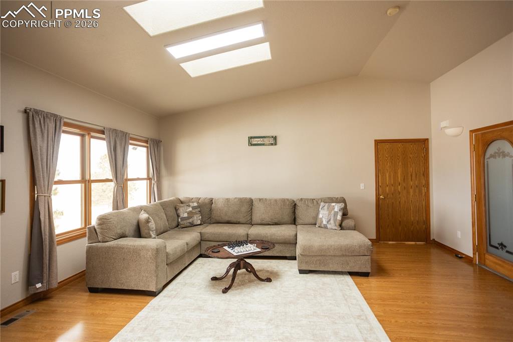 Image 4 of 41: Living Room