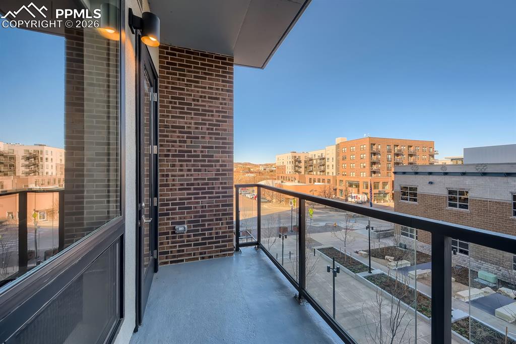 Image 11 of 18: Balcony
