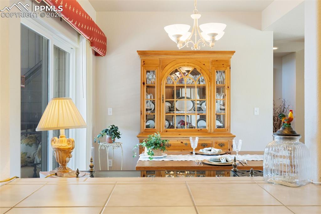 Image 13 of 36: Dining Area