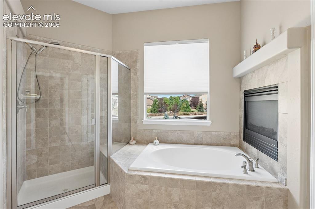 Image 28 of 49: Master Bathroom