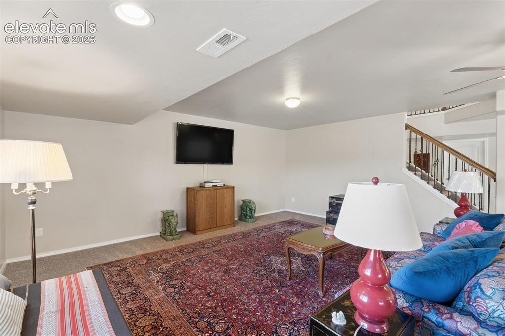 Image 37 of 49: Family Room