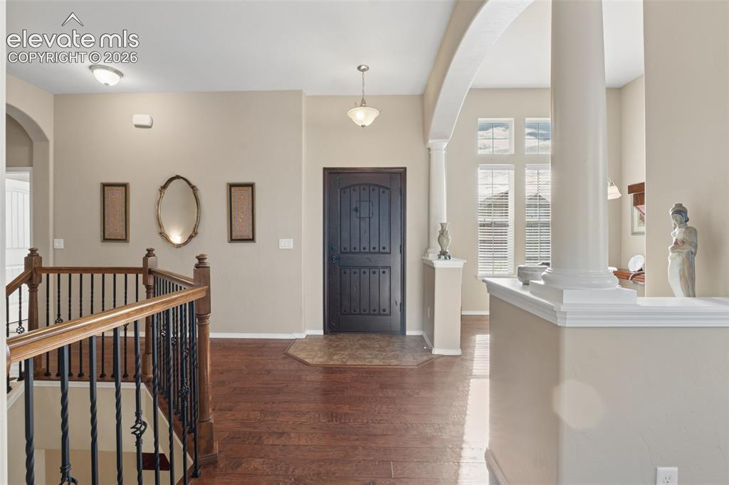 Image 9 of 49: Entry
