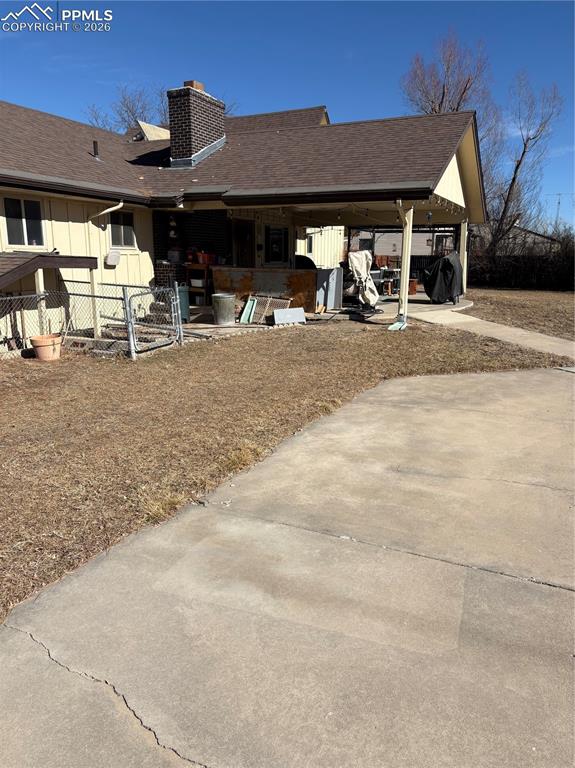 Image 18 of 22: Back of Structure