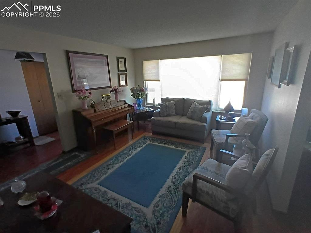 Image 4 of 22: Living Room