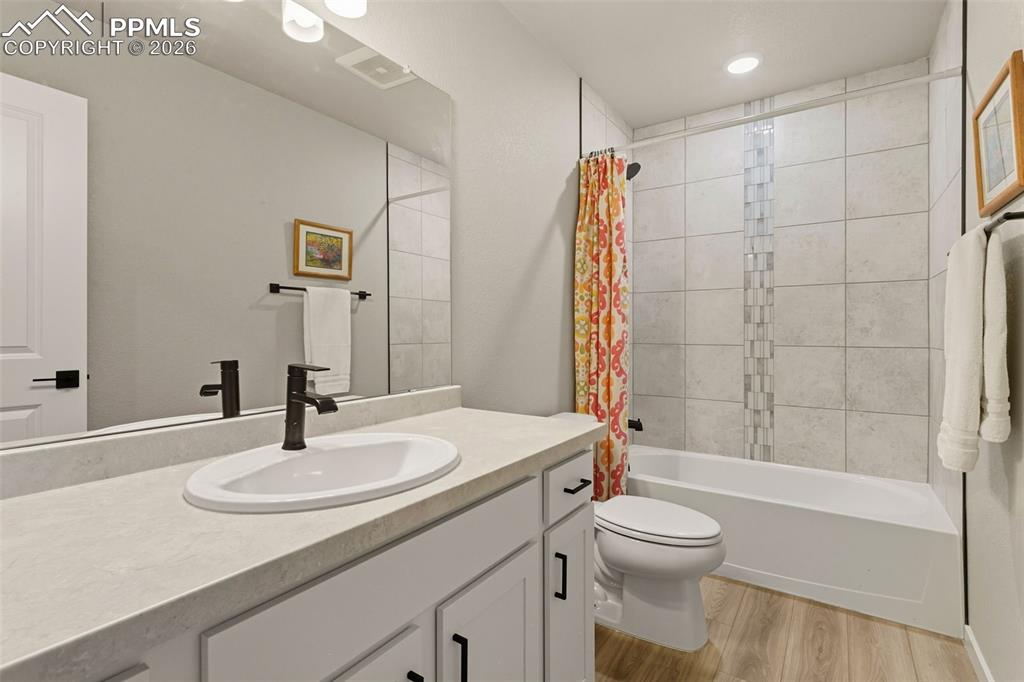 Image 28 of 37: No Description Available