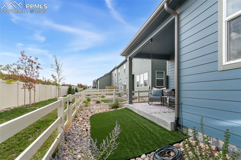 Image 37 of 37: No Description Available