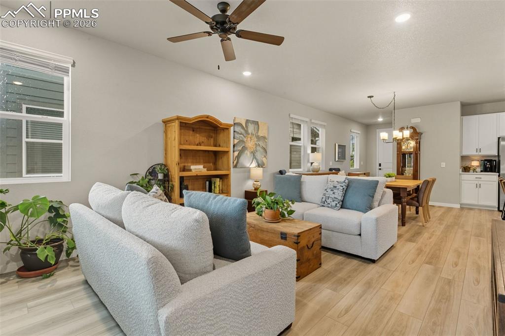 Image 5 of 37: No Description Available