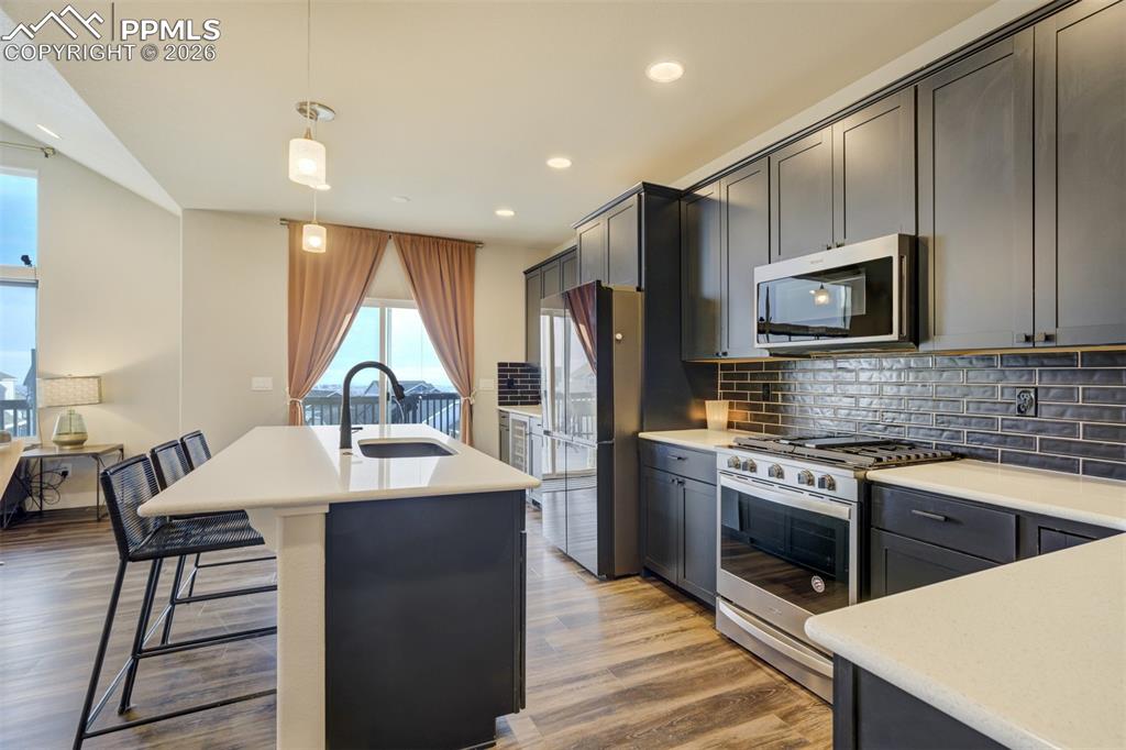 Image 13 of 48: Kitchen