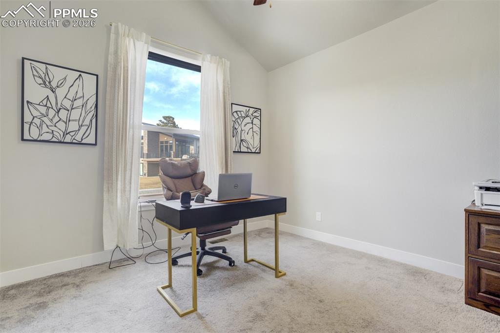 Image 17 of 48: Office