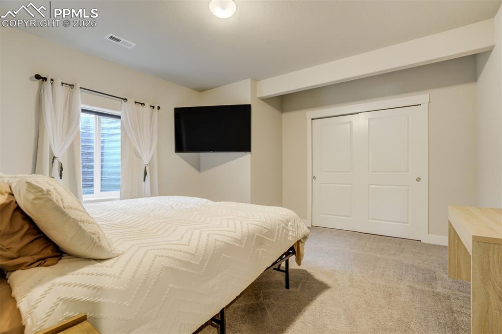 Image 35 of 48: Bedroom