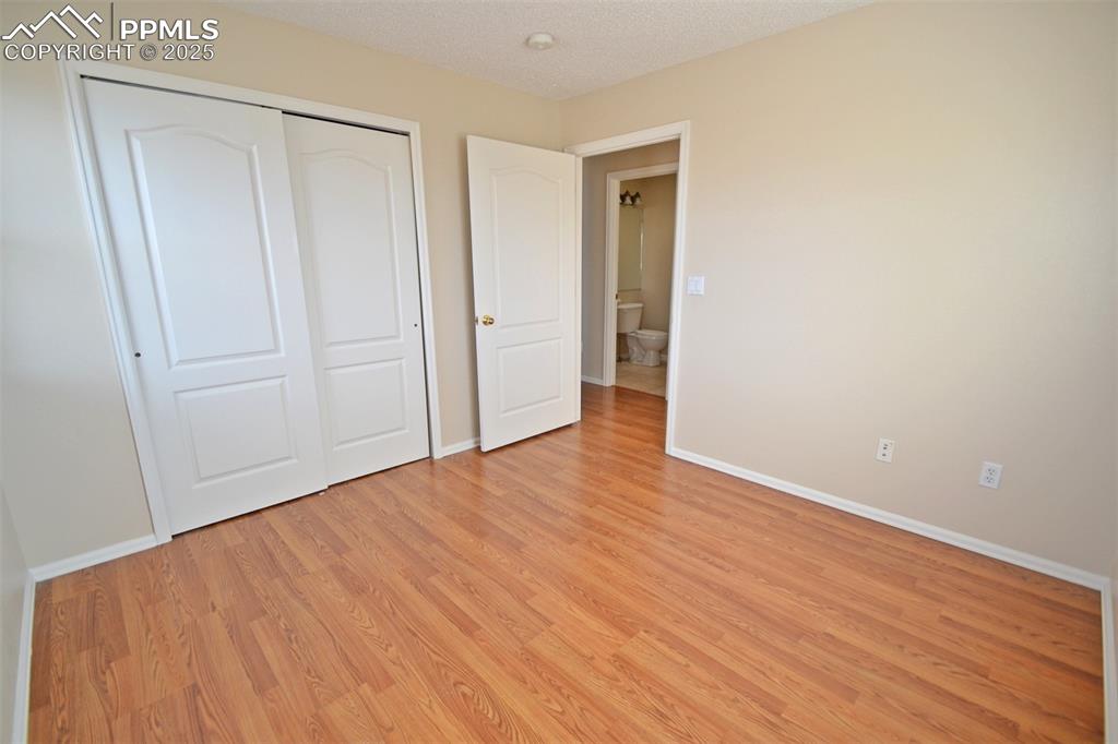 Image 26 of 47: Bedroom