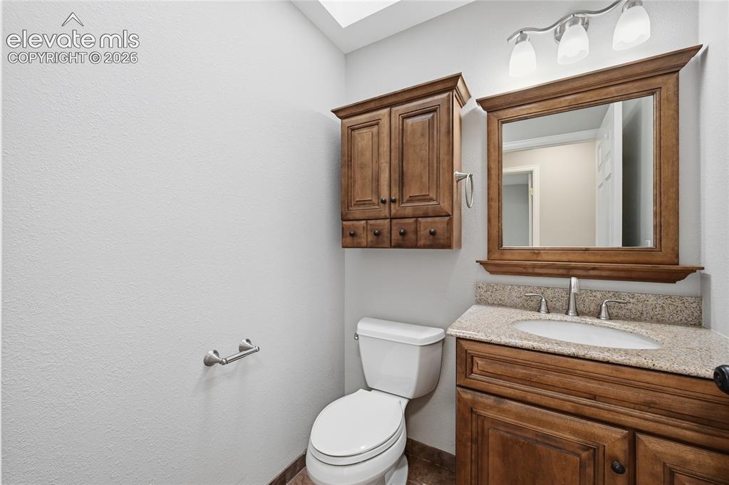 Image 14 of 42: Bathroom