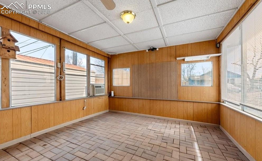 Image 4 of 33: Sun Room