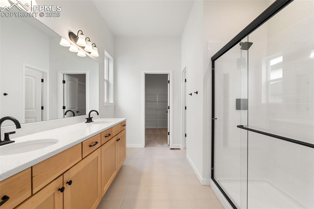 Image 22 of 36: Master Bathroom