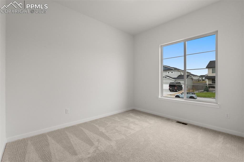 Image 6 of 36: Bedroom