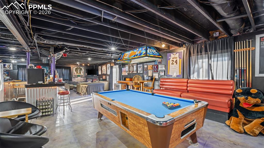 Image 26 of 35: Game Room