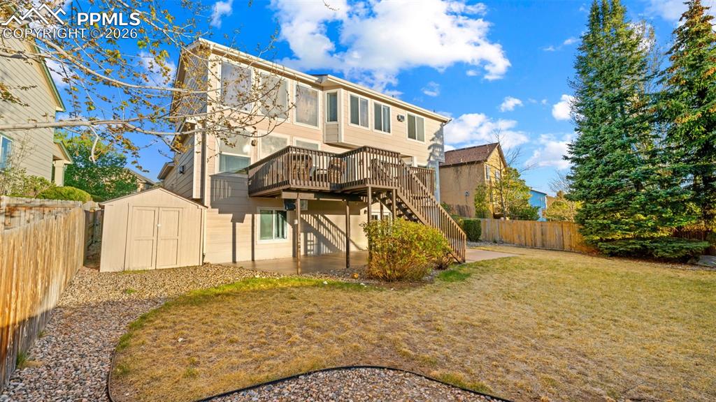 Image 29 of 35: Back of Structure