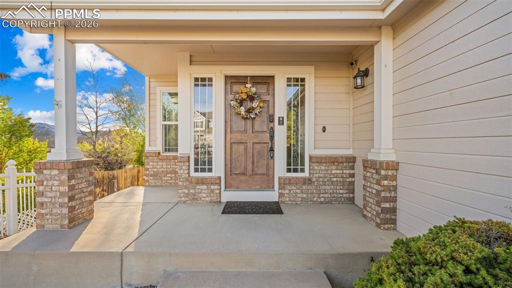 Image 6 of 35: Entry