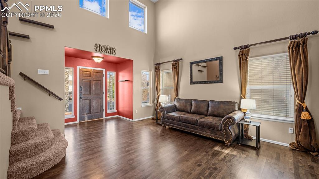 Image 8 of 35: Living Room