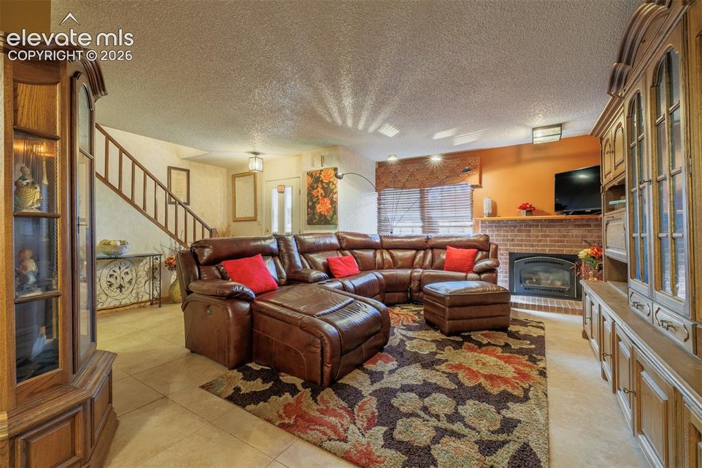 Image 4 of 27: All Stainless Steel Appliances Included
