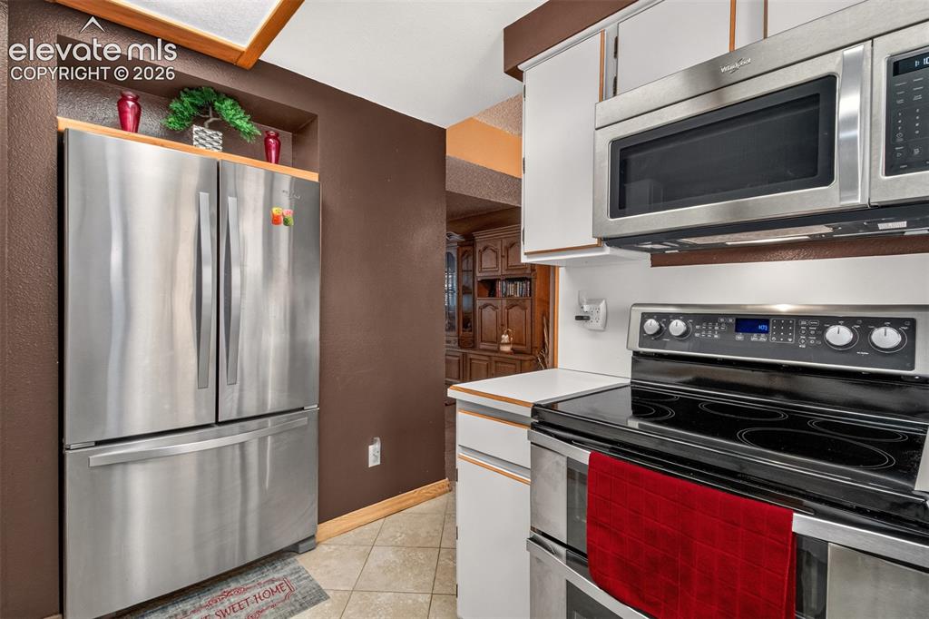 Image 4 of 27: All Stainless Steel Appliances Included