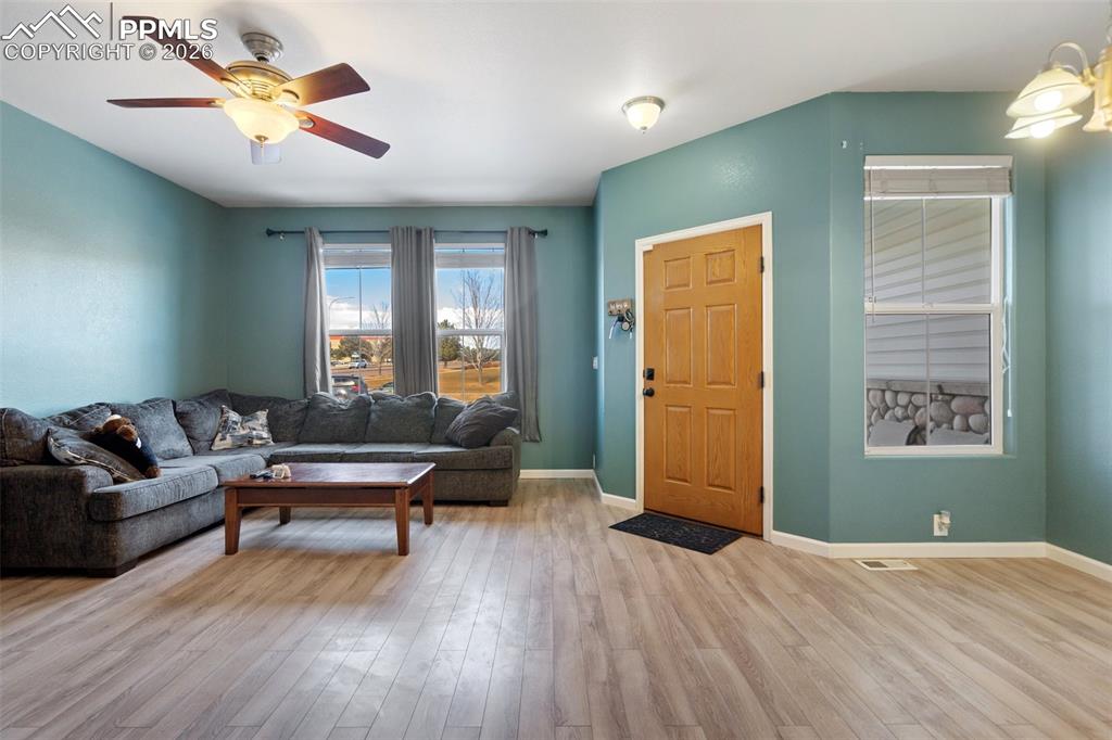 Image 10 of 32: Living Room