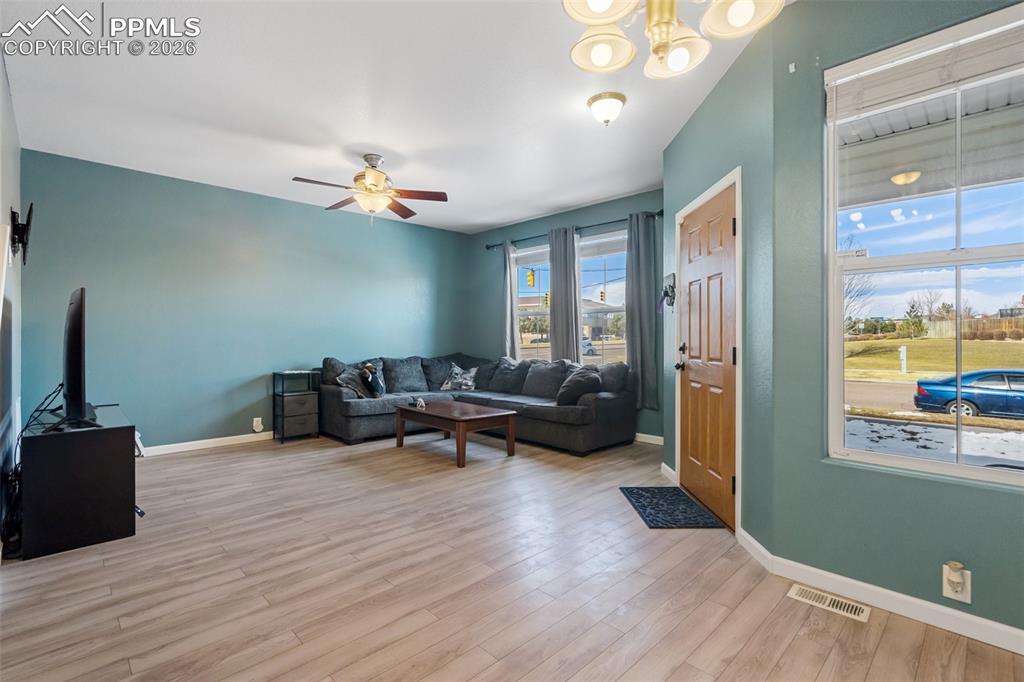 Image 4 of 32: Living Room