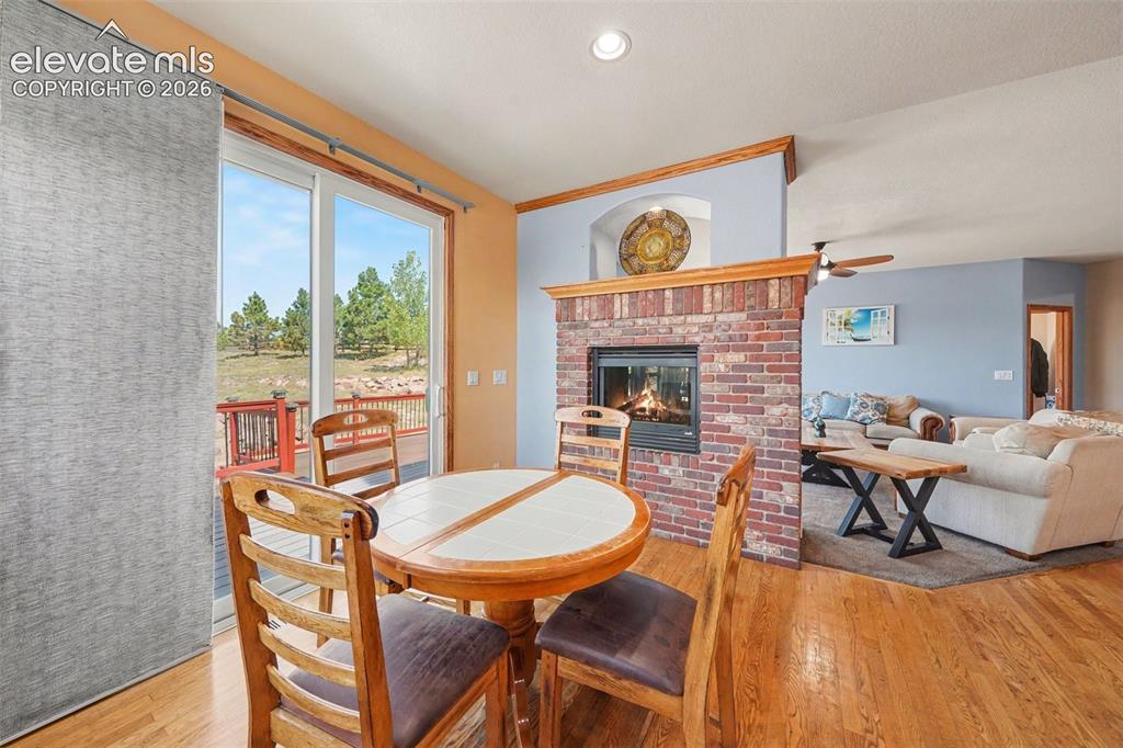 Image 10 of 42: Dining Area