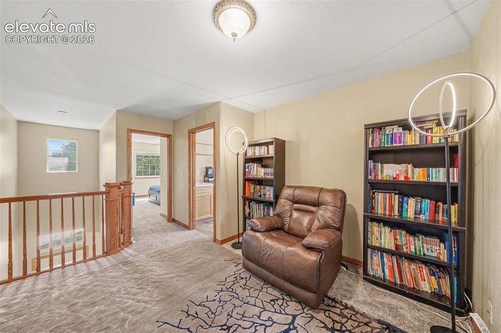 Image 17 of 42: Sitting Room