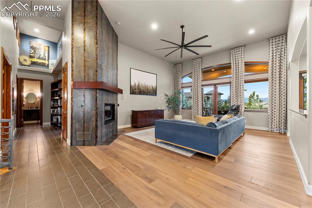 Image 10 of 46: Living Room