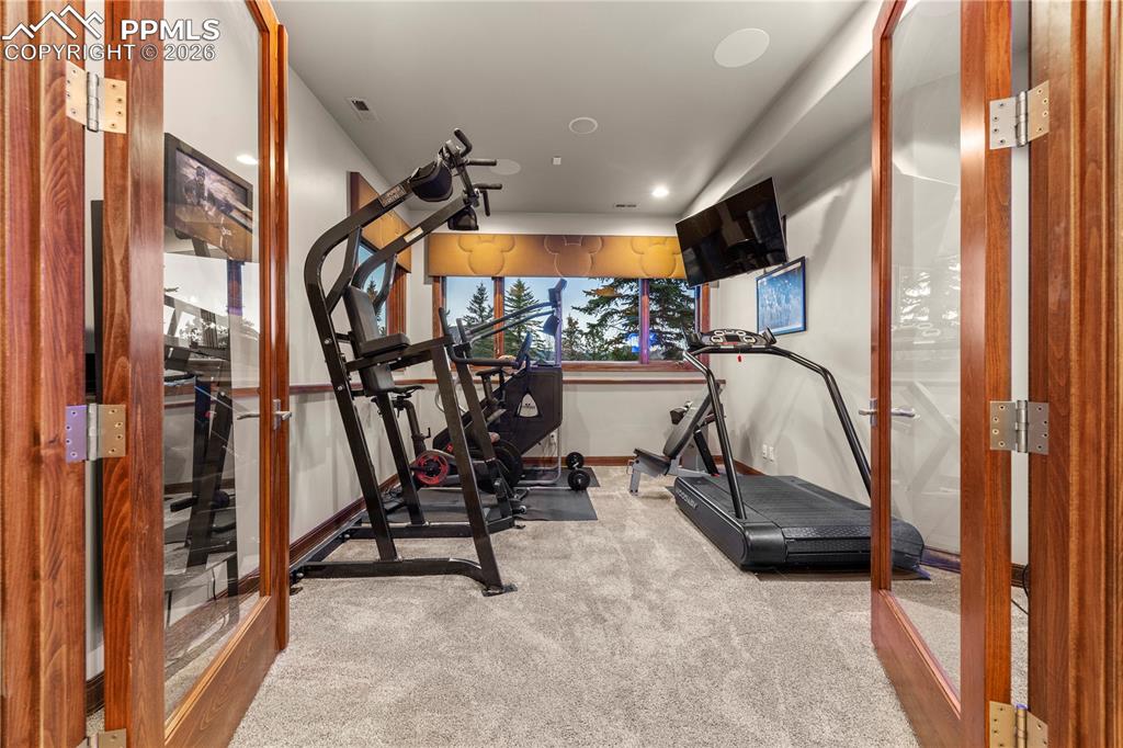 Image 29 of 46: Exercise Room