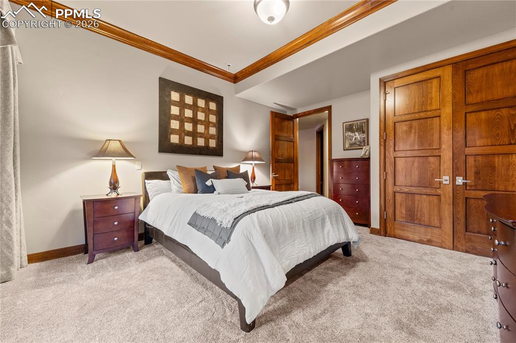 Image 35 of 46: Bedroom