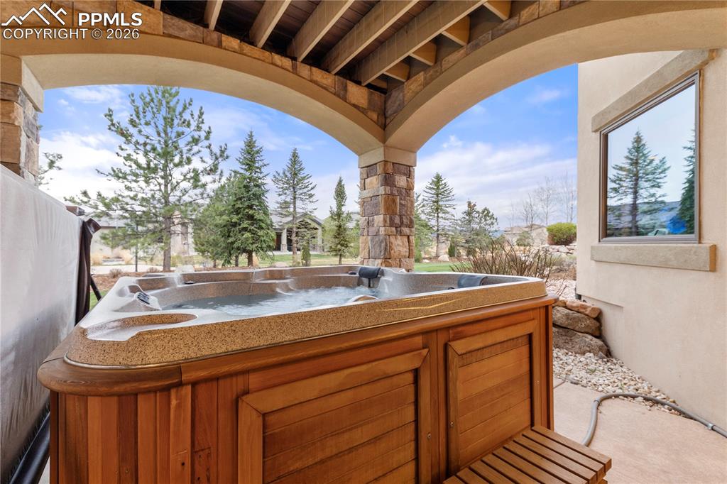 Image 42 of 46: Patio