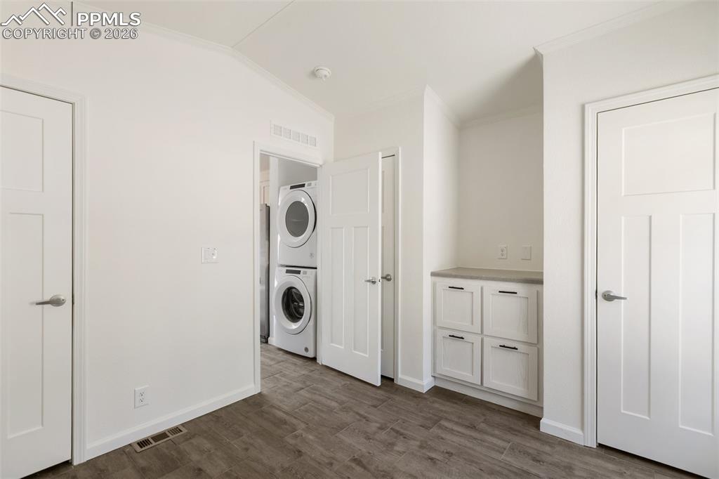 Image 13 of 17: No Description Available