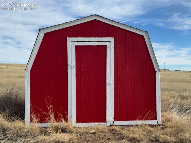 Image 15 of 17: shed