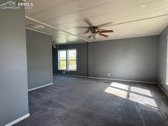 Image 5 of 17: family room w ceiling fan 