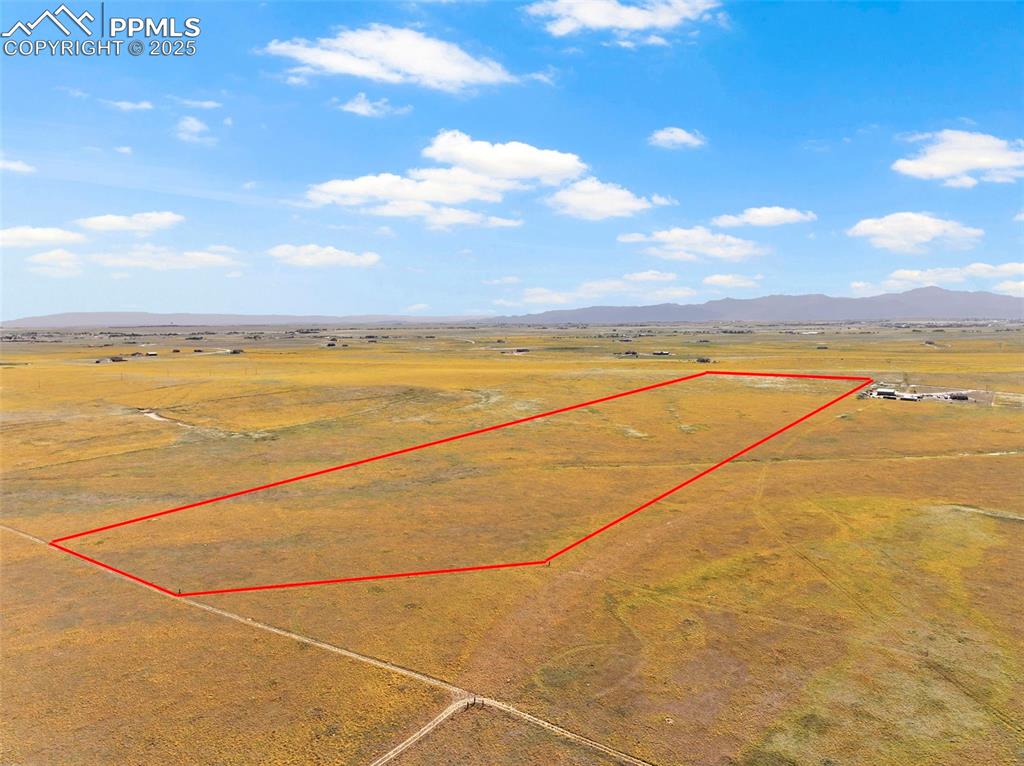 Image 5 of 43:  "Property Lines are approximate and not a survey" 