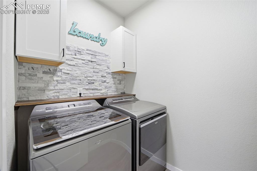 Image 26 of 47: Laundry