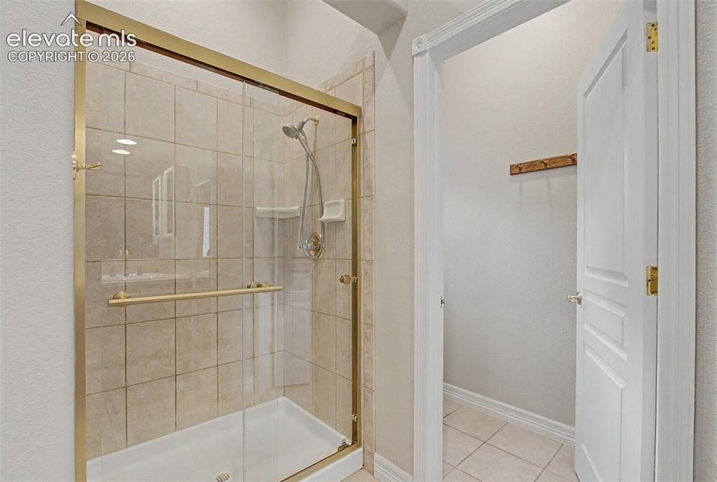 Image 25 of 46: Master Bathroom