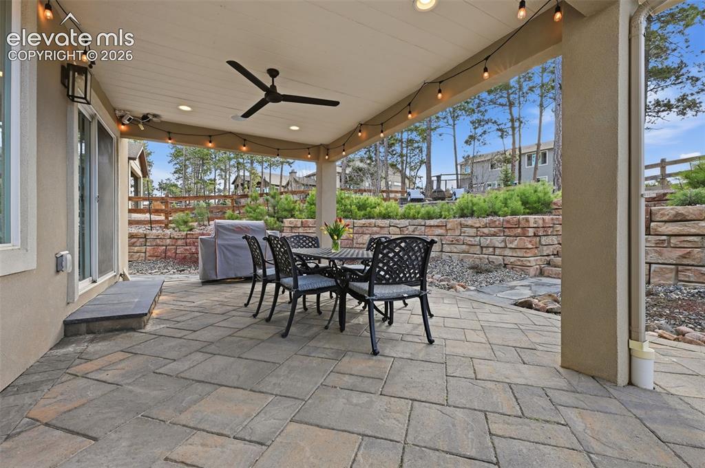 Image 16 of 50: Covered patio - Belgard pavers