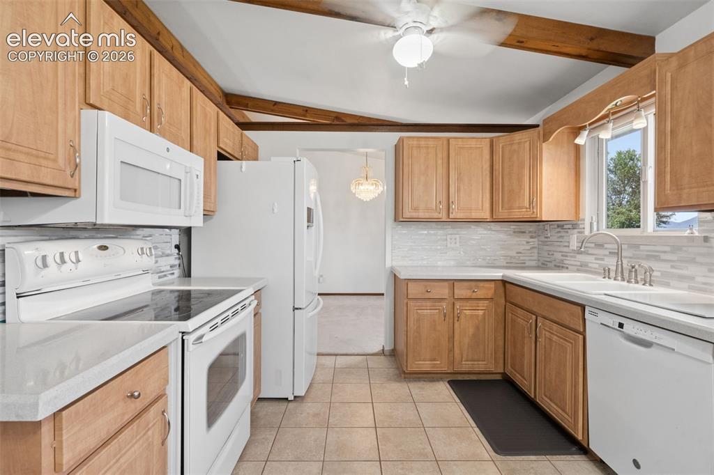 Image 11 of 47: Kitchen
