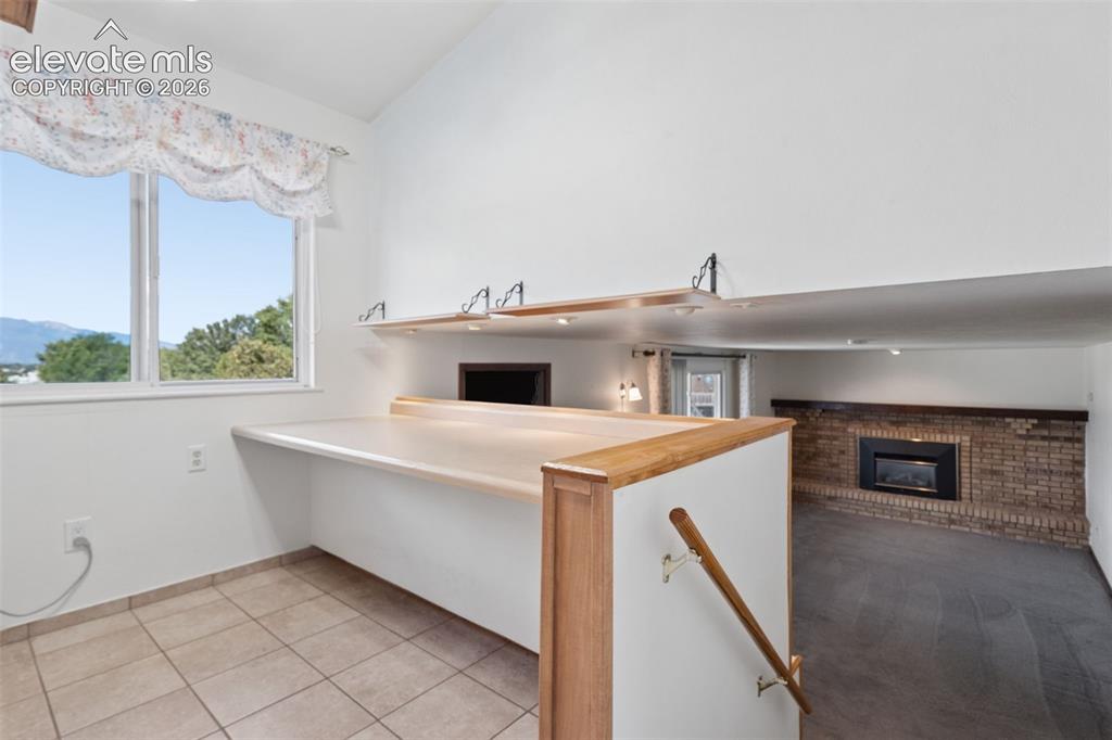 Image 15 of 47: Dining Area