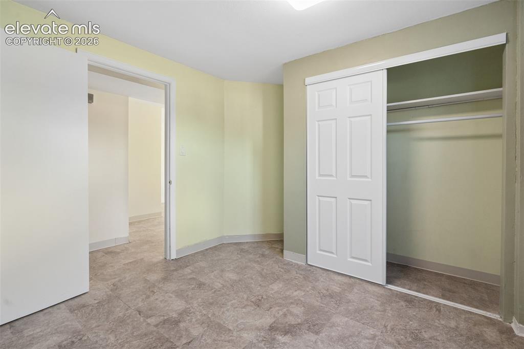 Image 41 of 47: Bedroom