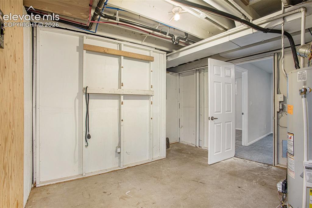 Image 22 of 27: Game Room